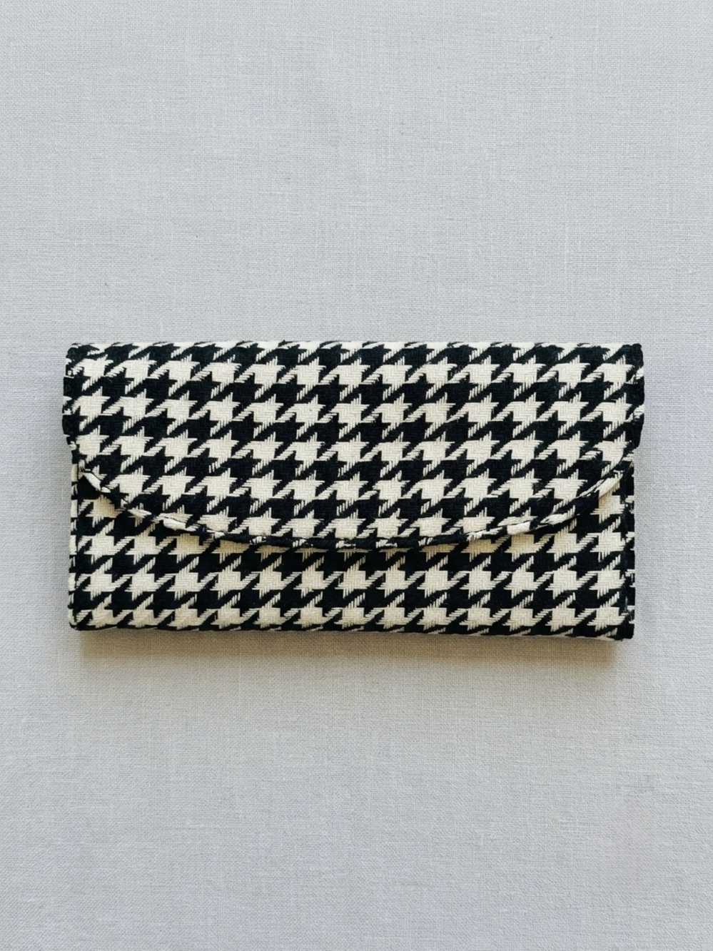 🍭2/30$ Houndstooth Flap Clutch - Black & White